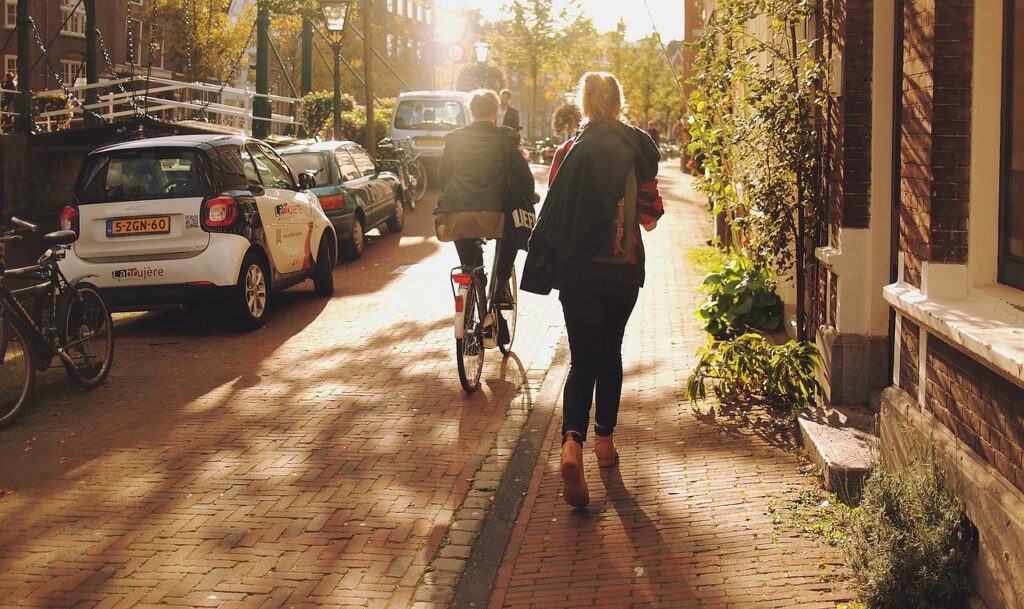 leiden, girl, walk